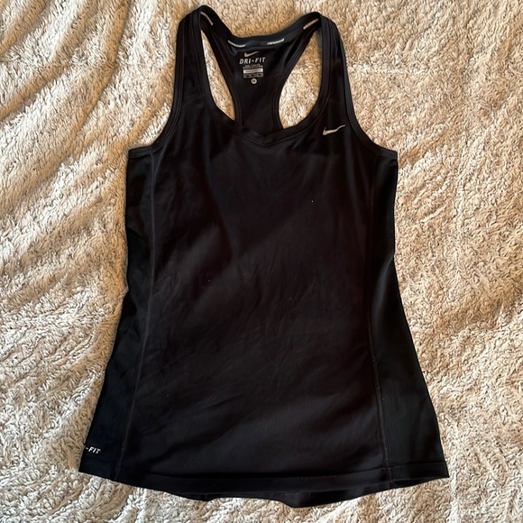 NIKE top - Picture 3 of 4